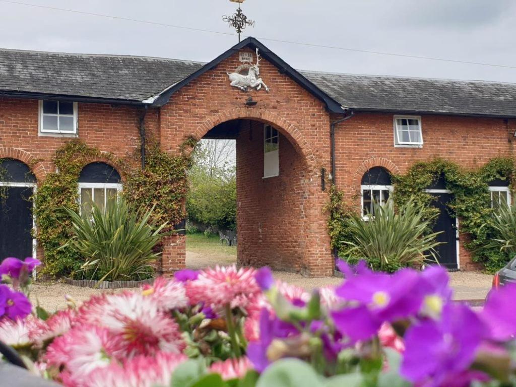 Scole Inn Hotel Diss Exterior foto